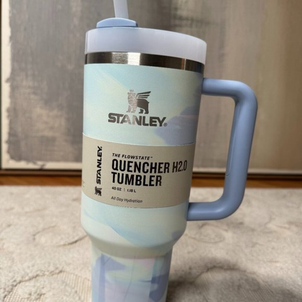 STANLEY Cup Quencher H2o Tumbler 40 OZ Cool Serene Brushstroke NWT‎
